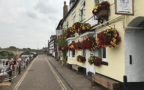 The Mug House Inn